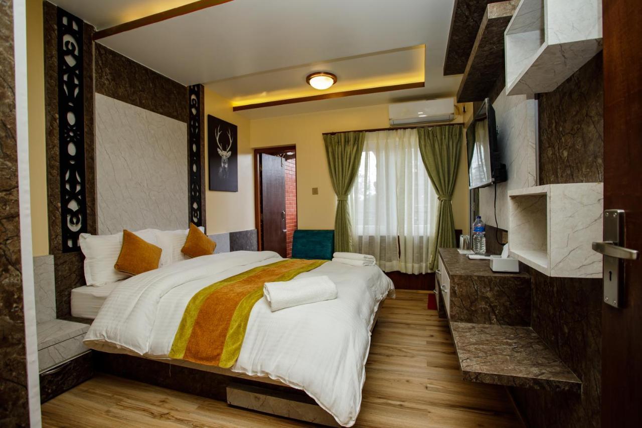 Gauri Shankar Hotel ナガルコット エクステリア 写真