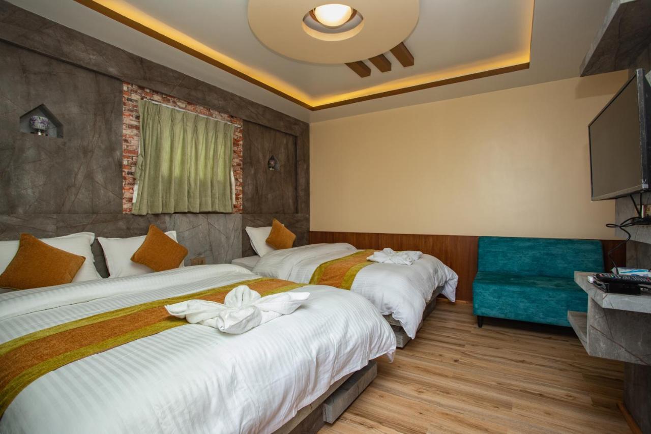 Gauri Shankar Hotel ナガルコット エクステリア 写真
