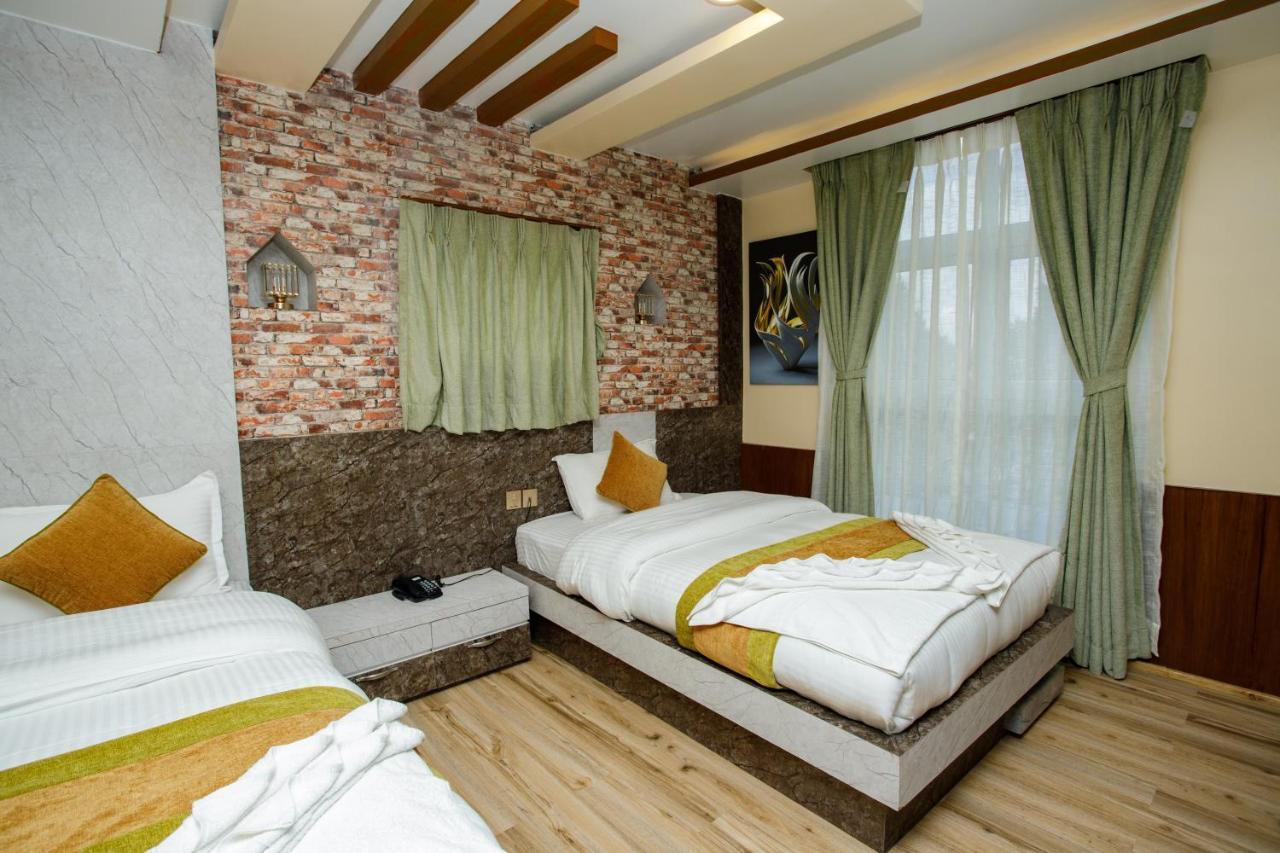 Gauri Shankar Hotel ナガルコット エクステリア 写真