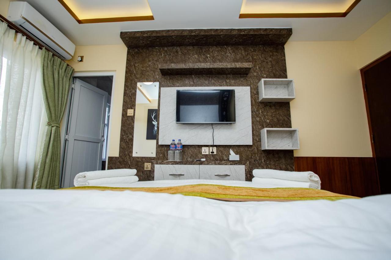 Gauri Shankar Hotel ナガルコット エクステリア 写真