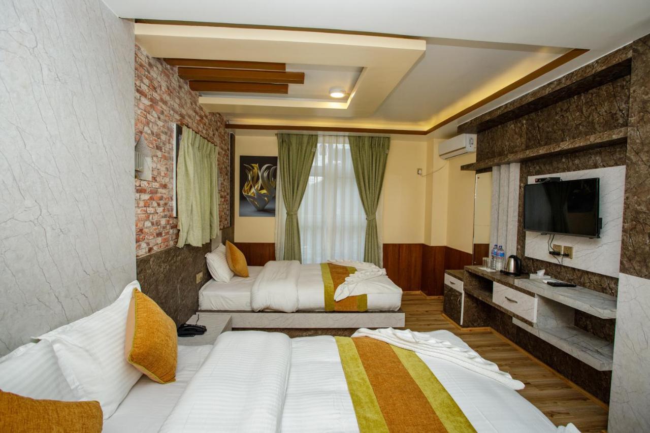 Gauri Shankar Hotel ナガルコット エクステリア 写真