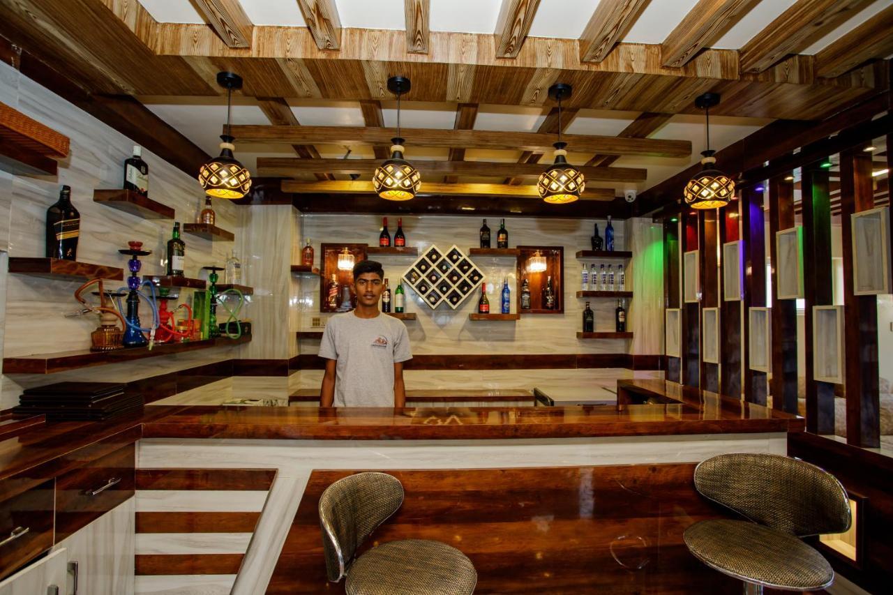 Gauri Shankar Hotel ナガルコット エクステリア 写真